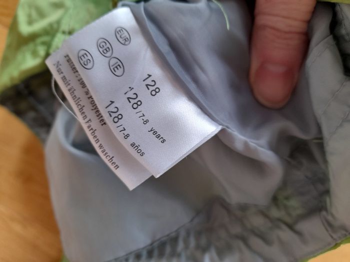 Boys coat Age 7-8