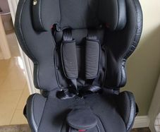 Britax romer isofix booster seat.