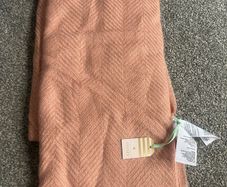scarfs
