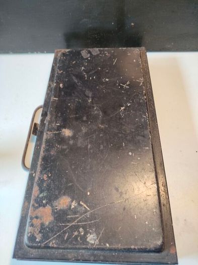 2 x Art Nouveau Japaned Metal Paint Boxes( Reeves of London)