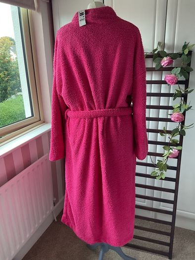 dressing robe bnwt size medium cerise pink skims dupe