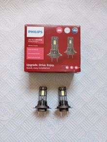 Philips LED H7 Light Bulbs (New)