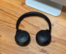 JBL Tune 525BT Wireless Headset