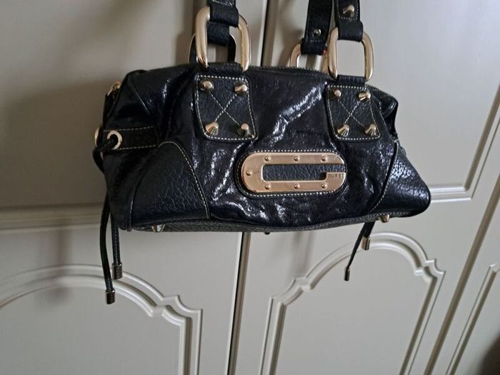 Guess Bag