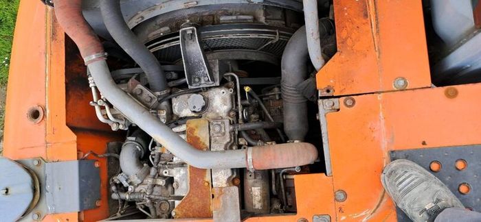 Hitachi zaxis 130-3