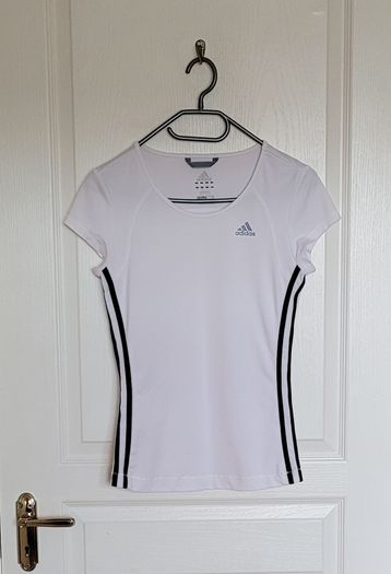 Adidas tracksuits with t-shirt