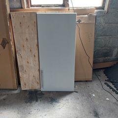 4 x Wardrobe / Cabinet Doors with soft close hinges