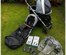 UPPAbaby Vista Travel System Bundle - Carrycot, Seat & Accessories