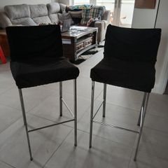 2 Bar/Kitchen Stools