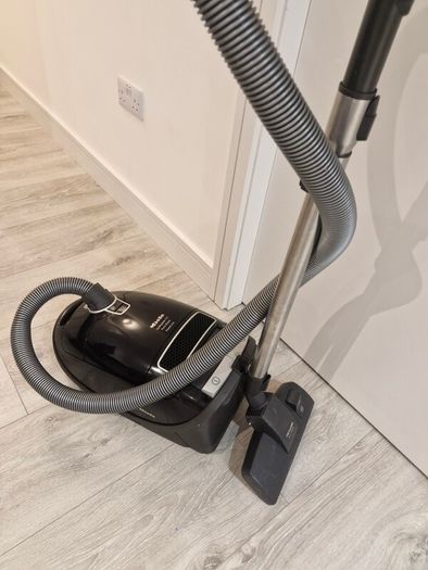 Miele vacuum cleaner