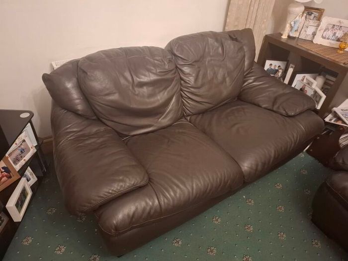 Leather Sofa Suite