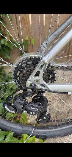 Great Condition Carrera Subway Hybrid Bike + Heavy Duty D-Lock + LED Lights  (Moving Sale)