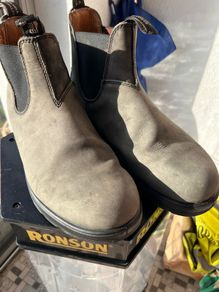 These are a pair of Blundstone leather boots size 10