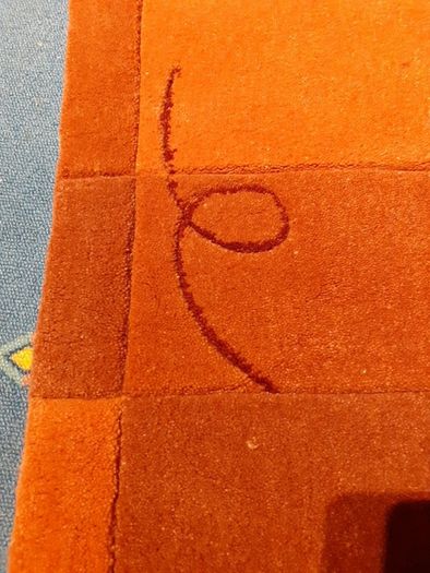 NEW  terracotta rug