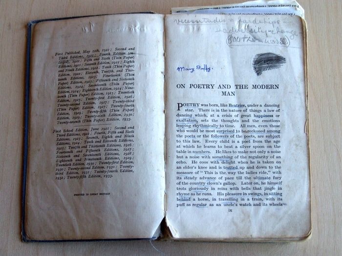 An Anthology of Modern Verse (Methuen, 1933)
