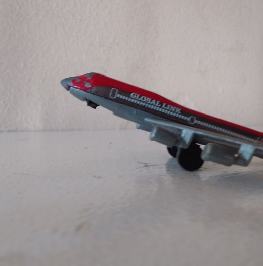 Global Link Airlines - Diecast Aircraft (2)