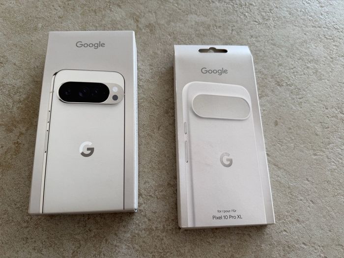 Sealed Google Pixel 10 Pro XL incl case and warranty