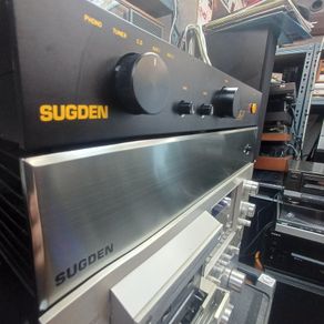 Hi End Audiophile Quality Sugden Signature 41 Preamplifier and Signature P41 Power Amplifier Top End Quality Hi-Fi