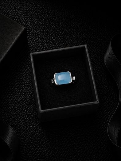 925 Vintage Sterling Silver & Blue Chalcedony Ring