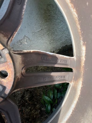 Audi S-Line genuine wheels 19 inch.