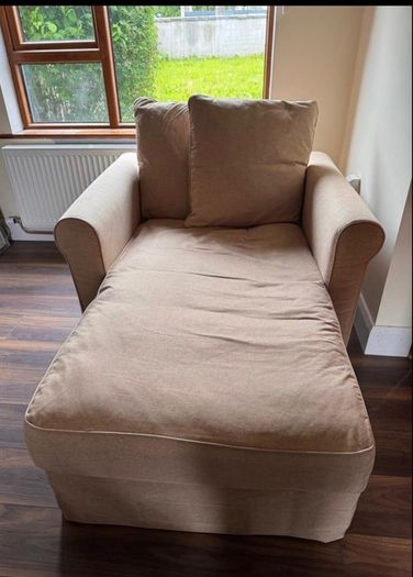 Chaise Lounge