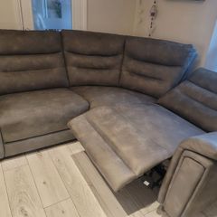 Luxury Electric Recliner Couch