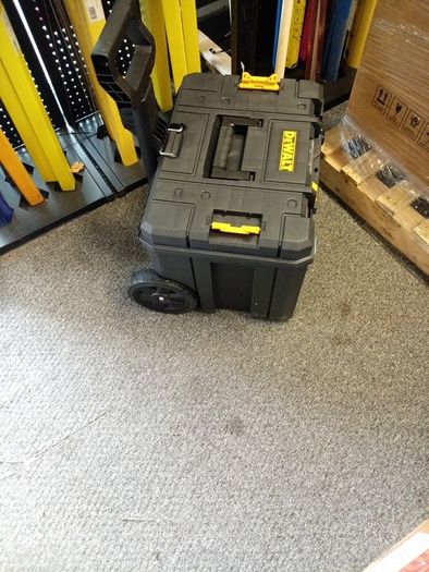 Dewalt