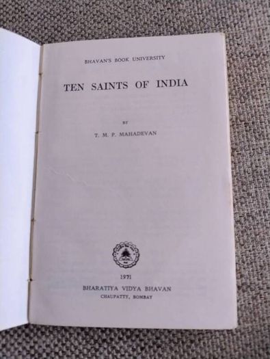 The Saints of India 1971 edition by T M P Mahadevan Bhavan Book University Bombay India in good condition with some signs of wear see photos FREE STANDARD POSTAGE INCLUDED
