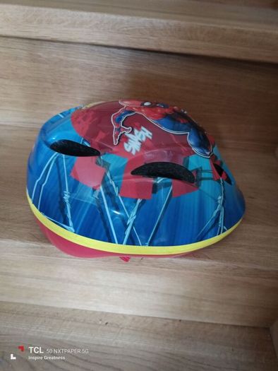 kids/boys bike helmet. Age 5/6