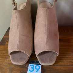 NEW Peep toe sling back heeled sandals