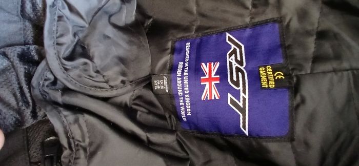 rst jacket and pants