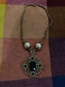 Blue Stone Centrepiece Necklace
