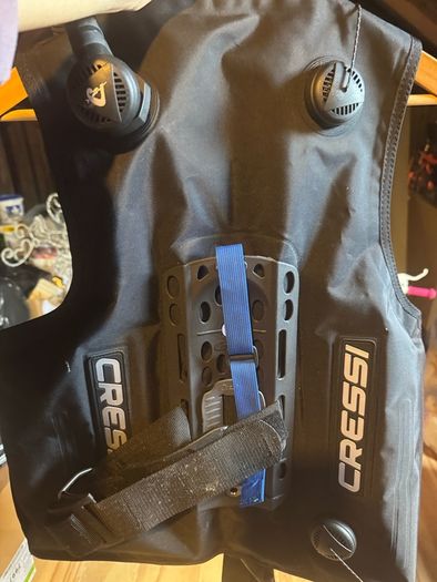 Diving jacket
