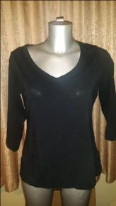Gallery black top size UK14 EU42 Postage included