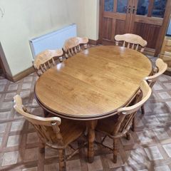 table and 6 chairs