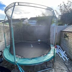 trampoline 10ft