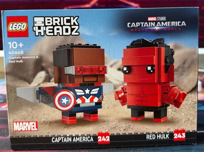 LEGO 40668 Captain America & Red Hulk BrickHeadz