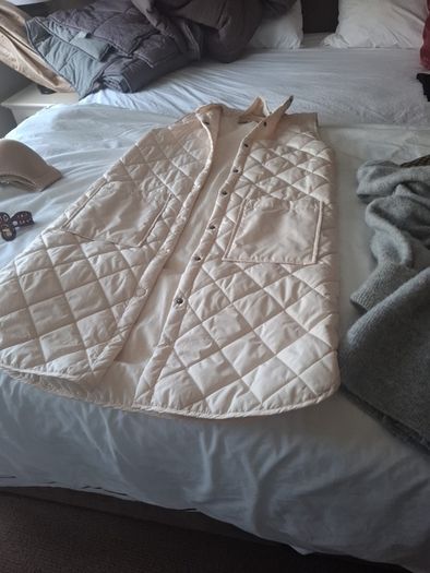 sleeveless long coat
