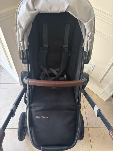 Uppababy Vista V2 in Liam colour