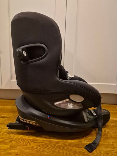 Joie i-spin 360 childs car seat