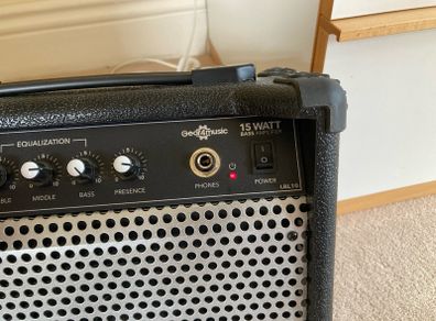 Practice Bass Amp