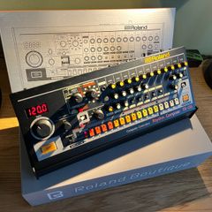 Roland TR08 Drum Machine (Boutique TR-808)