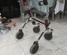 walker aid with seat