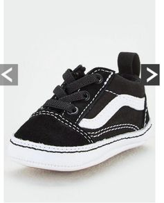 Baby Vans black and white new in box uk2.5