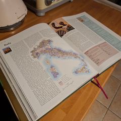 World atlas of wine book