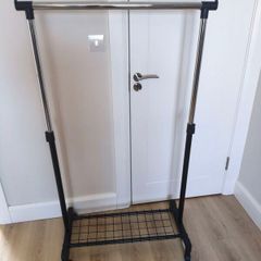2 Clothes rails