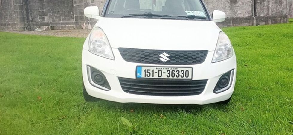 2015 Suzuki Swift nct 17/9//27