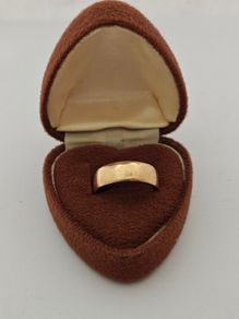 9ct Gold Band Ring - Size P - Fully Hallmarked