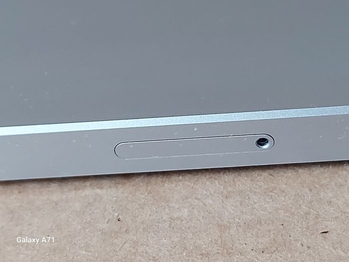 6 Mobile Phones for parts or repair, not powering on