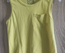 Yellow top boy 110 cm Barely worn